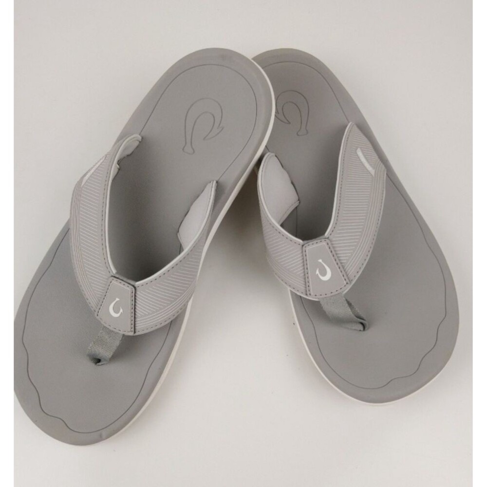 OluKai Ahi Kai Sandals Flip Flops Men's Size 9 Ash Grey